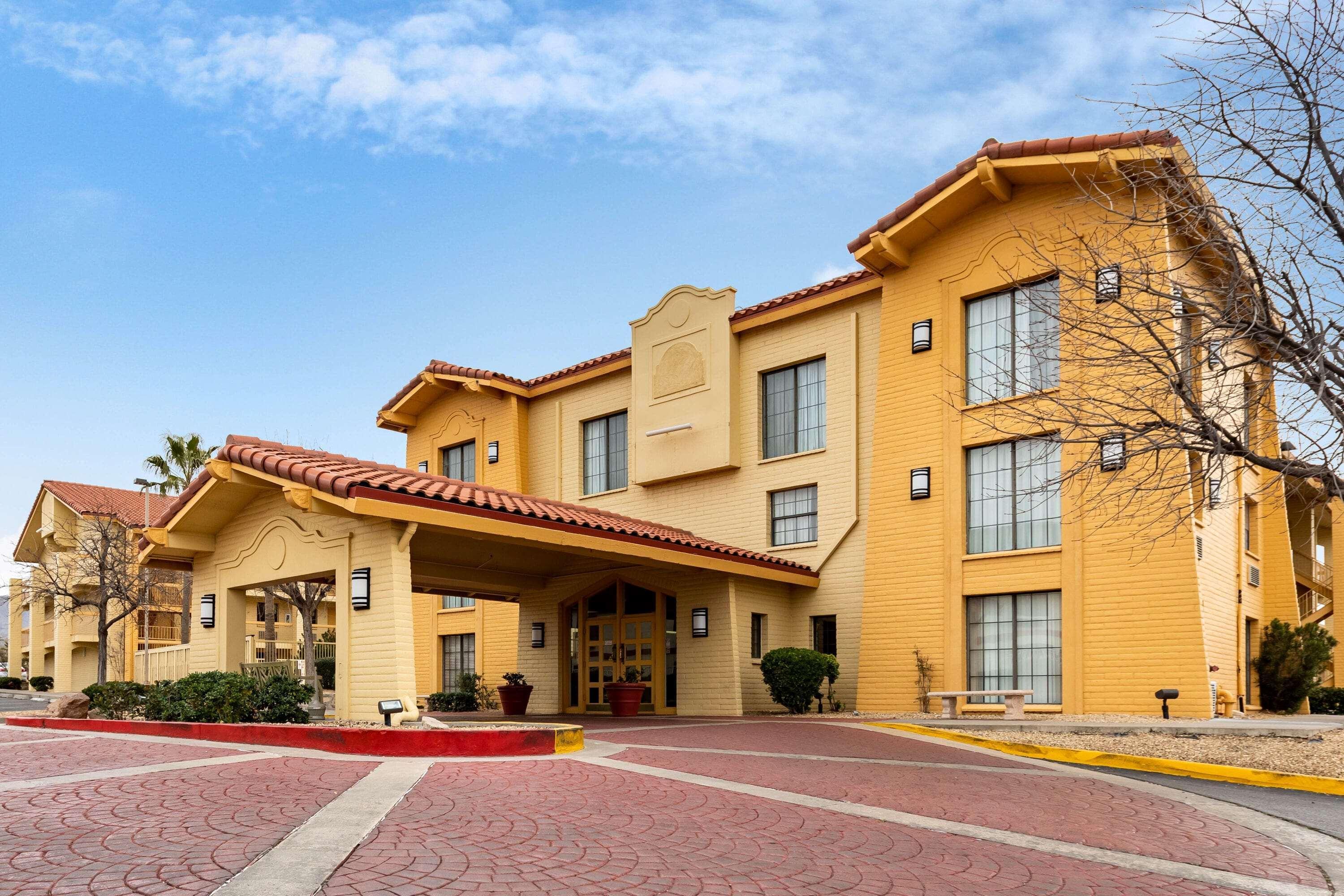 La Quinta Inn By Wyndham El Paso West Exterior photo